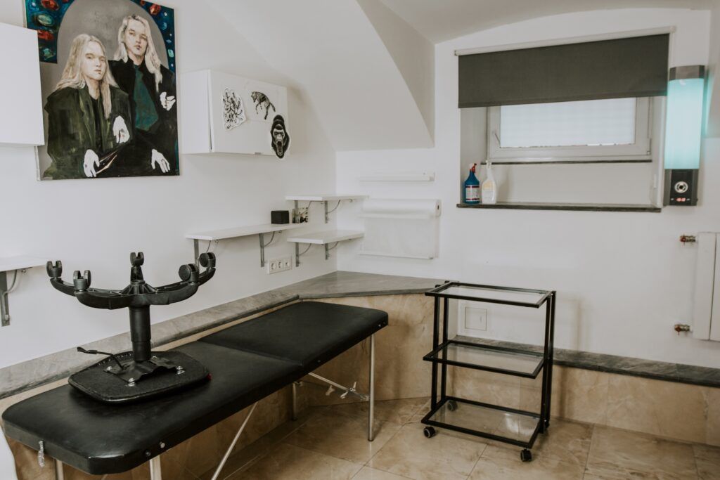 Качественные работы LOOK AT TATTOO - креативные татуировки по доступным ценам