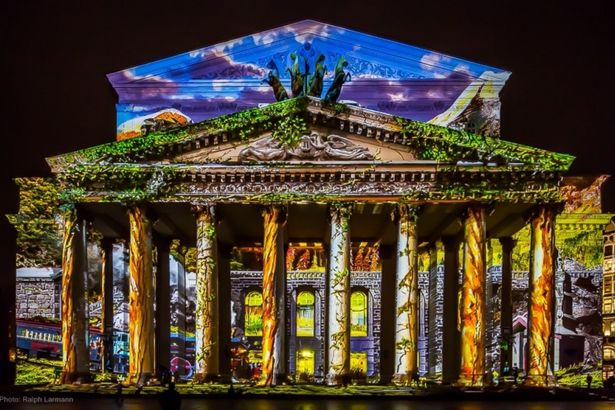 u0412 u041fu0435u0442u0435u0440u0431u0443u0440u0433u0435 u043fu0440u043eu0439u0434u0435u0442 u0433u0440u0430u043du0434u0438u043eu0437u043du044bu0439 u0444u0435u0441u0442u0438u0432u0430u043bu044c u0441u0432u0435u0442u0430