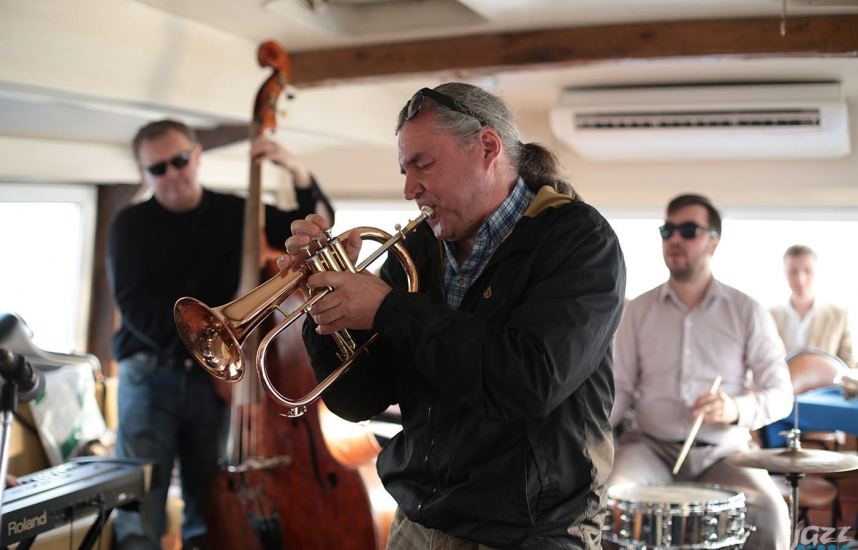 jazz boat 12 c0433