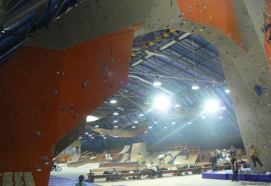 Центр современных молодежных видов спорта Жесть