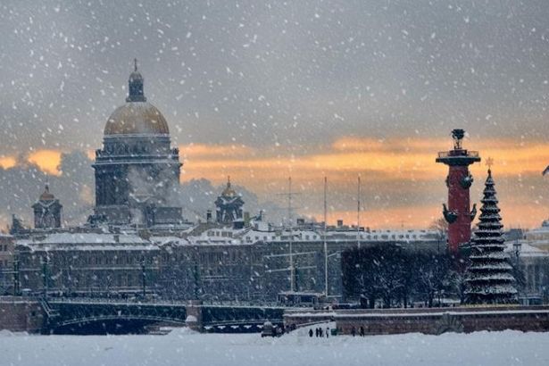 u041du0430 u0432u044bu0445u043eu0434u043du044bu0445 u0432 u041fu0435u0442u0435u0440u0431u0443u0440u0433u0435 u043fu043eu0445u043eu043bu043eu0434u0430u0435u0442 u0438 u043fu043eu0439u0434u0435u0442 u0441u043du0435u0433