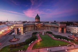 10% площади — вода, Троицкий мост спроектирован Эйфелем, коллекция Эрмитажа требует 8 лет — факты, меняющие взгляд на Петербург.