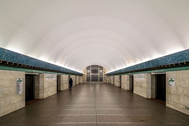 u0421u0442u0430u043du0446u0438u044e u00abu0412u0430u0441u0438u043bu0435u043eu0441u0442u0440u043eu0432u0441u043au0430u044fu00bb u043eu0442u043au0440u043eu044eu0442 u043au043e u0414u043du044e u0433u043eu0440u043eu0434u0430 27 u043cu0430u044f