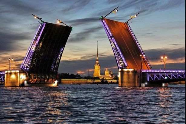 развод мостов Петербург