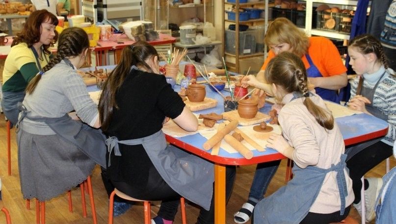 Гончарное мастерство в студии детской академии керамики