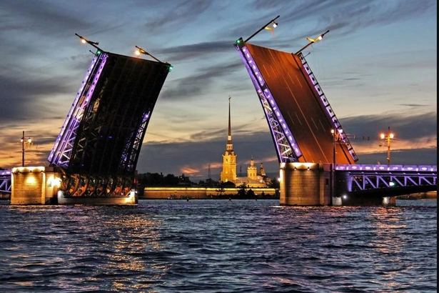 развод мостов Петербург
