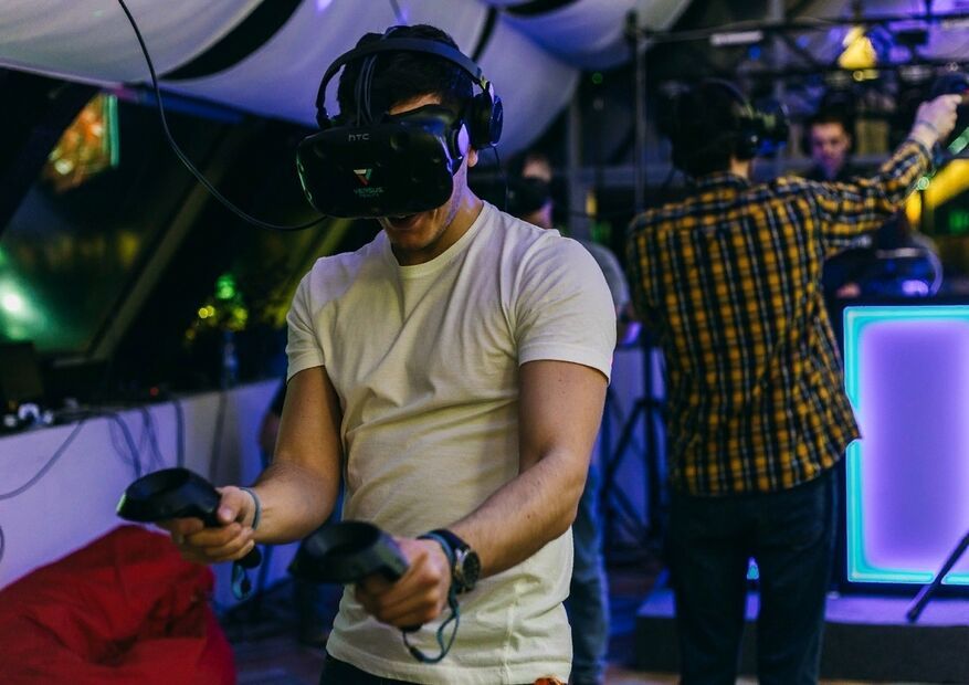 Versus Reality VR-клуб в Санкт-Петербурге — готовые игровые сценарии