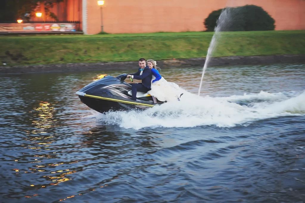 Петербург для любителей острых ощущений: экстремальные развлечения, которые не оставят равнодушными даже самых искушенных искателей приключений.