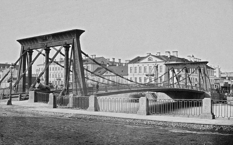 Где найти мосты с грифонами и львами в СПб? История Банковского, Львиного и Почтамтского мостов. Городские легенды и маршрут прогулки по центру