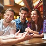 Ищете, куда сходить с друзьями в Петербурге? Лучшие идеи для встреч с друзьями: от активного отдыха до уютных мест в Санкт-Петербурге.