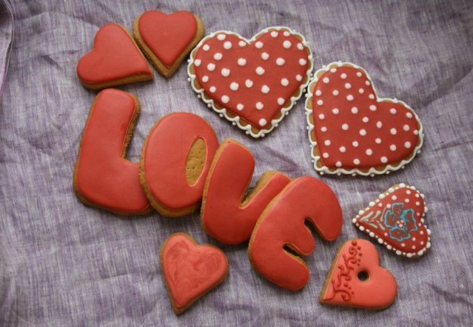 u041cu0430u0440u043au0435u0442 u0432u044bu0445u043eu0434u043du043eu0433u043e u0434u043du044f u0432 "u042du0442u0430u0436u0430u0445"