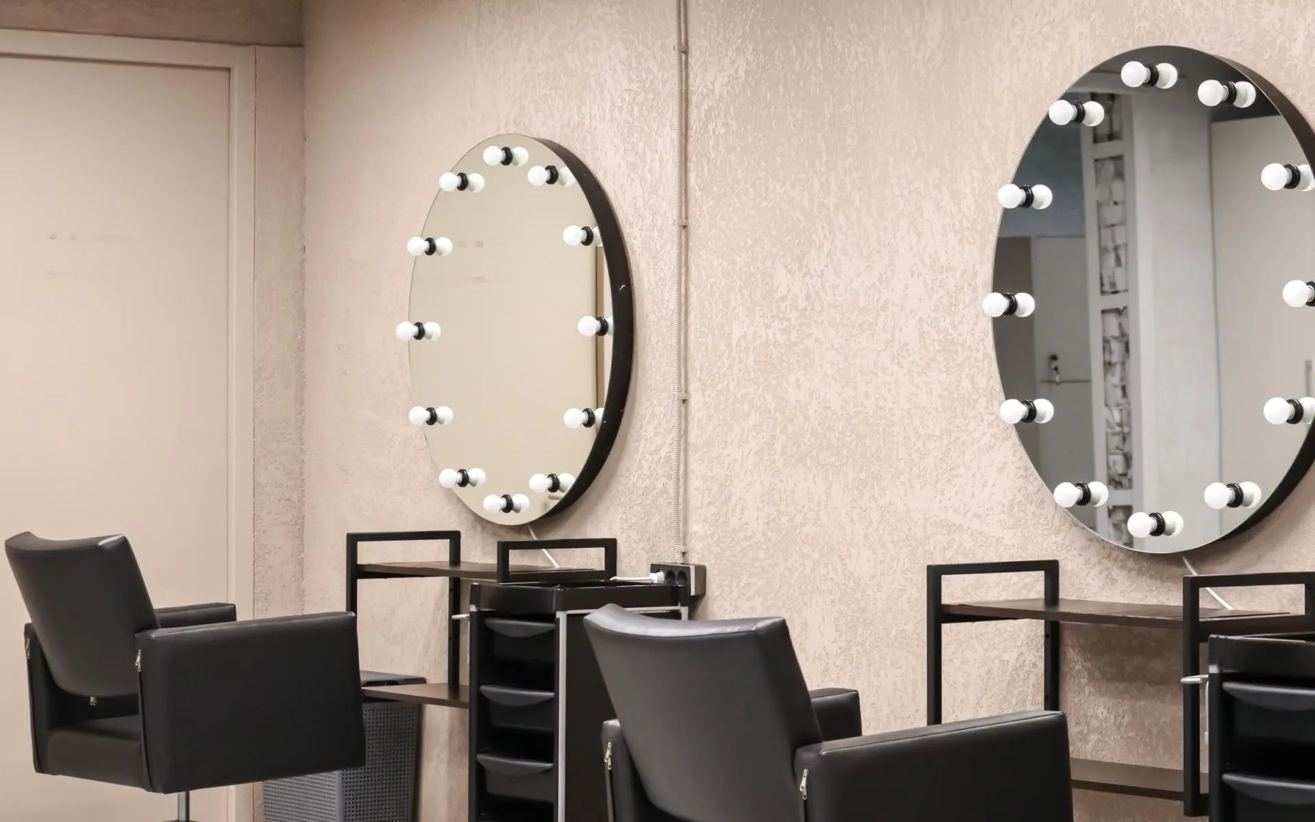 Бьюти-коворкинг Karamelka Place в Санкт-Петербурге