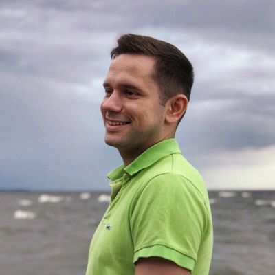 Павел Емельянов