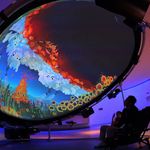 За последние пару месяцев в Северной столице появилось сразу несколько интересных площадок, куда могут сходить все поклонники увлекательного и культурного досуга. История Coca-Cola, развлекательный парк космических путешествий, рок-артефакты и другие - в нашей подборке.