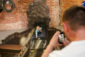 u0411u043eu043bu044cu0448u043eu0439 u043cu0443u0437u0435u0439 u0418u043bu043bu044eu0437u0438u0443u043c u0432 u041fu0435u0442u0435u0440u0431u0443u0440u0433u0435