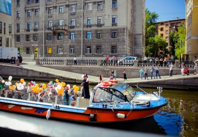 u0413u0440u0430u043du0434u0438u043eu0437u043du044bu0439 u0440u0435u0447u043du043eu0439 u041au0430u0440u043du0430u0432u0430u043b u043fu0440u043eu0439u0434u0451u0442 4 u0438u044eu043bu044f