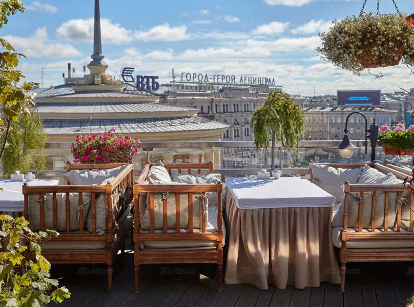 u0413u0434u0435 u043fu043eu0435u0441u0442u044c u0432 u0446u0435u043du0442u0440u0435 u041fu0435u0442u0435u0440u0431u0443u0440u0433u0430: u00abu041cu043eu0441u043au0432u0430u00bb u2013 u0432u0438u0434u043eu0432u043eu0439 u0440u0435u0441u0442u043eu0440u0430u043d u0441 u0432u043au0443u0441u043du043eu0439 u0435u0434u043eu0439