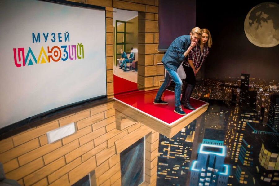 Музей иллюзий и 3D-картин с интерактивными экспонатами для необычных фотографий