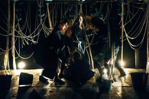 u0412 u041fu0435u0442u0435u0440u0431u0443u0440u0433u0435 u043eu0442u043au0440u043eu0435u0442u0441u044f u043du043eu0432u044bu0439 u0442u0435u0430u0442u0440