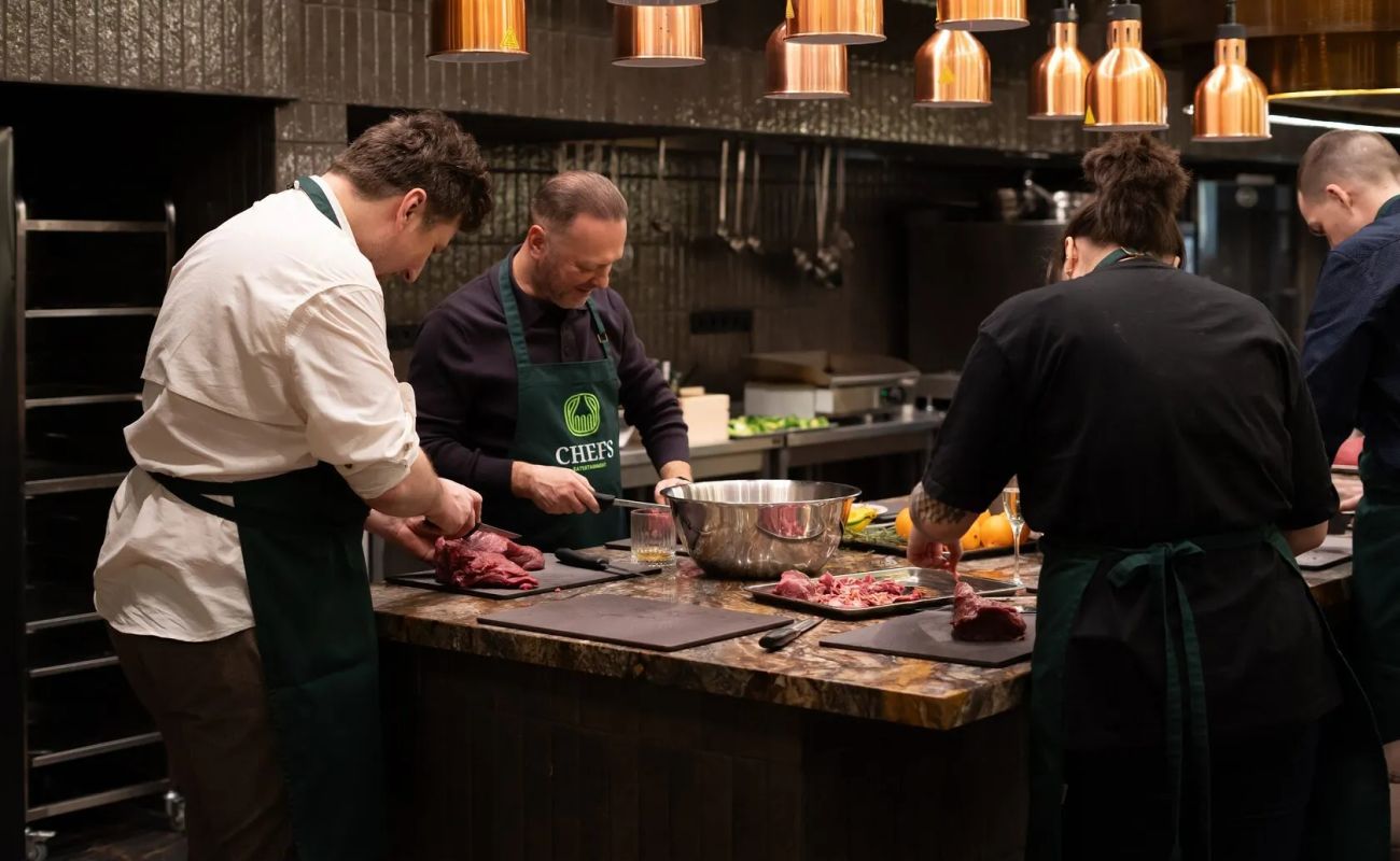 24-го августа в Петербурге пройдет практический семинар «Первая помощь при ДТП». Клуб «Первая помощь» решил организовать обучение для всех желающих, где специалисты расскажут&nbsp;про особенности оказания первой помощи на дороге, в условиях, когда приезд скорой помощи невозможен или ожидается нескоро.