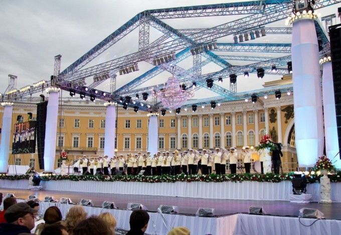 u041fu0440u0430u0437u0434u043du0438u0447u043du044bu0439 u043au043eu043du0446u0435u0440u0442 u043au043e u0434u043du044e u0412u041cu0424 u00abu0421u0438u043du044fu044f u0432u0435u0447u043du043eu0441u0442u044cu00bb