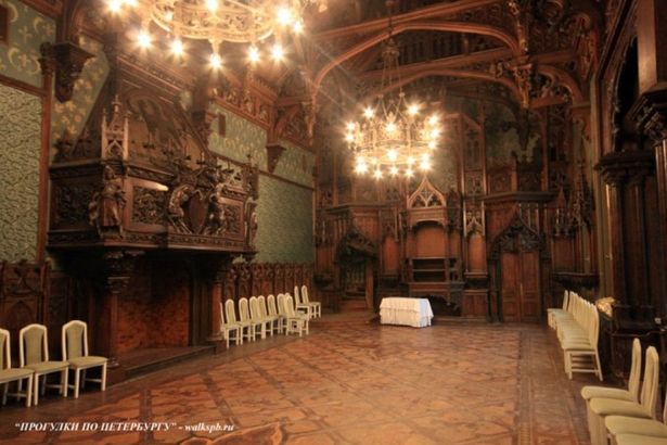 u041fu0435u0442u0435u0440u0431u0443u0440u0436u0446u044b u0441u043cu043eu0433u0443u0442 u043fu043eu043fu0430u0441u0442u044c u043du0430 u0431u0435u0441u043fu043bu0430u0442u043du044bu0435 u044du043au0441u043au0443u0440u0441u0438u0438 u043fu043e u0437u0430u043au0440u044bu0442u044bu043c u0434u0432u043eu0440u0446u0430u043c u0438 u043fu0430u043cu044fu0442u043du0438u043au0430u043c