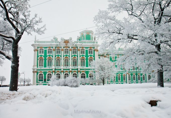 u041du0430 u0432u044bu0445u043eu0434u043du044bu0445 u0432 u041fu0435u0442u0435u0440u0431u0443u0440u0433 u0432u0435u0440u043du0443u0442u0441u044f u0445u043eu043bu043eu0434u0430 u0438 u0441u043du0435u0433u043eu043fu0430u0434u044b