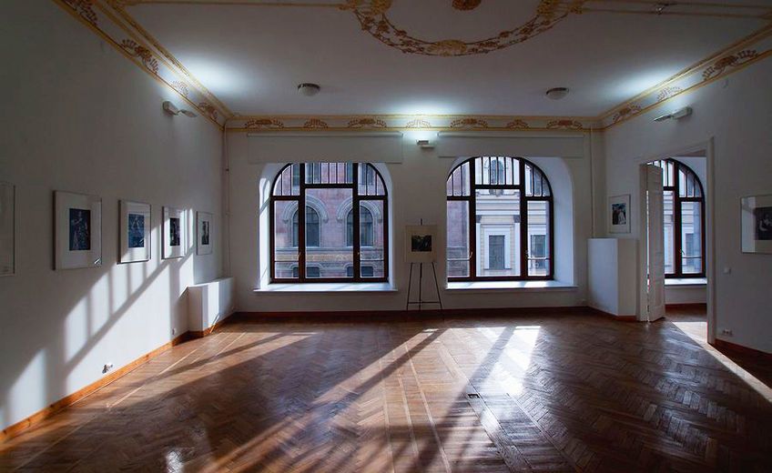 b6108003e2b491d8ce0aa88395a2e75e 9619b