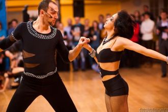 u0425u0430u0441u0442u043b-u0448u043au043eu043bu0430 u00abDance Driveu00bb u043du0430u0443u0447u0438u0442 u0442u0430u043du0446u0435u0432u0430u0442u044c u0437u0430 3 u043cu0435u0441u044fu0446u0430