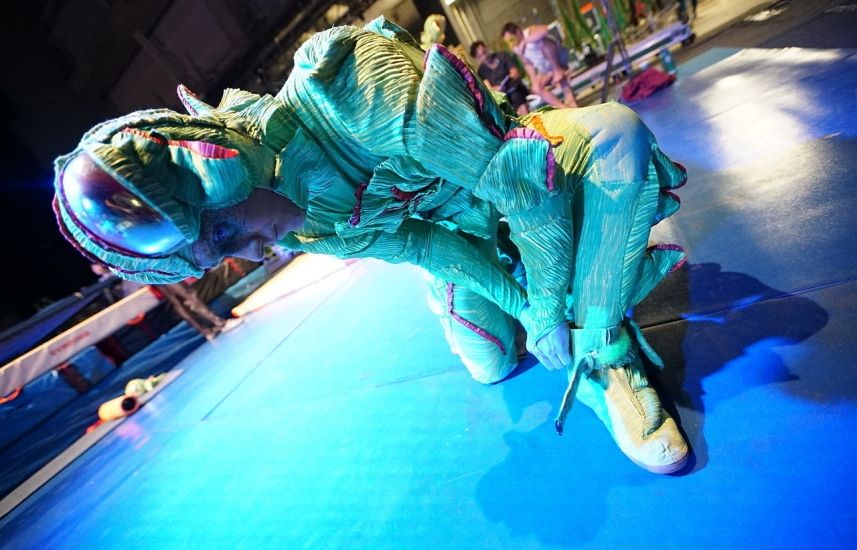 ovo behind the scenes 35 9fc60