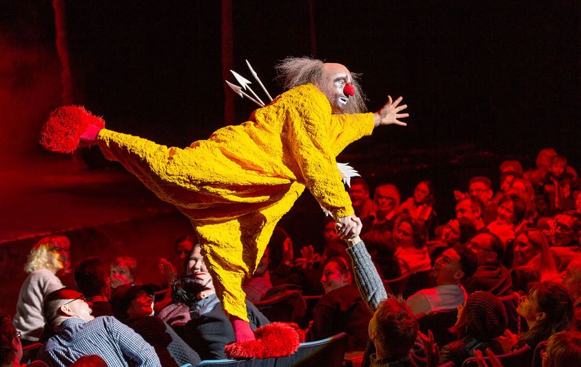 «сНежное шоу» Вячеслава Полунина приезжает в Петербург