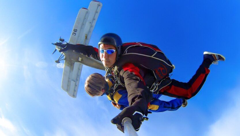 Петербург для любителей острых ощущений: экстремальные развлечения, которые не оставят равнодушными даже самых искушенных искателей приключений.