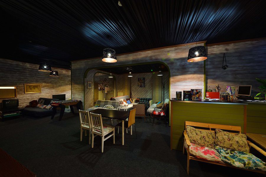 "Интерактивные игры в антикафе 'МечтаТут'"
