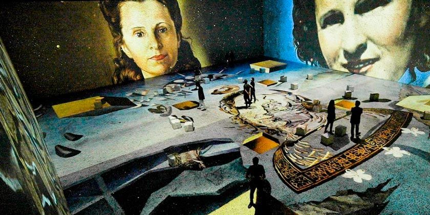 В пространстве&nbsp;KOD&nbsp;с 3 по 17 августа 2019 года пройдет выставка виртуальной реальности, на которой будут представлены шедевры мировой живописи и искусства. Гости смогут не только посмотреть на легендарные произведения классиков, но и погрузиться в них, оказаться внутри сюрреалистических произведений, стать частью написанной картины.