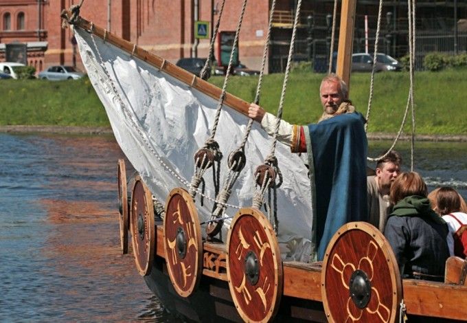 u0410u0444u0438u0448u0430 u0441u0440u0435u0434u043du0435u0432u0435u043au043eu0432u044bu0445 u0444u0435u0441u0442u0438u0432u0430u043bu0435u0439 u0432 2016 u0433u043eu0434u0443