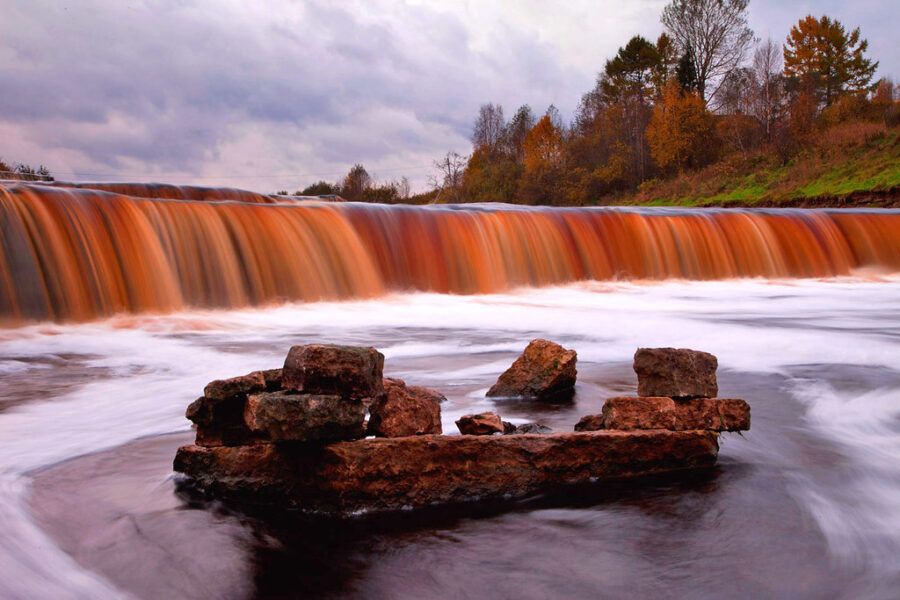 Тосненский водопад