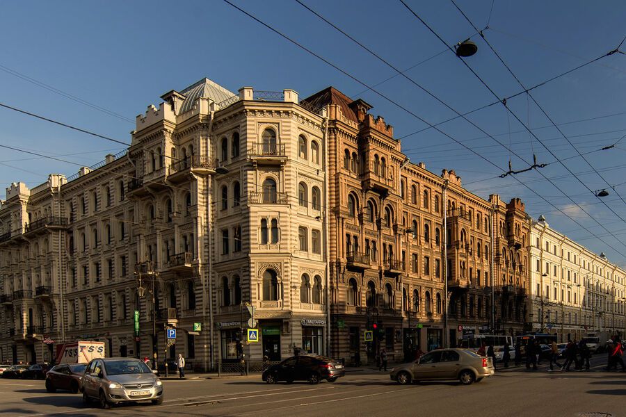 Фасад дома Мурузи в мавританском стиле, где жили знаменитые литераторы