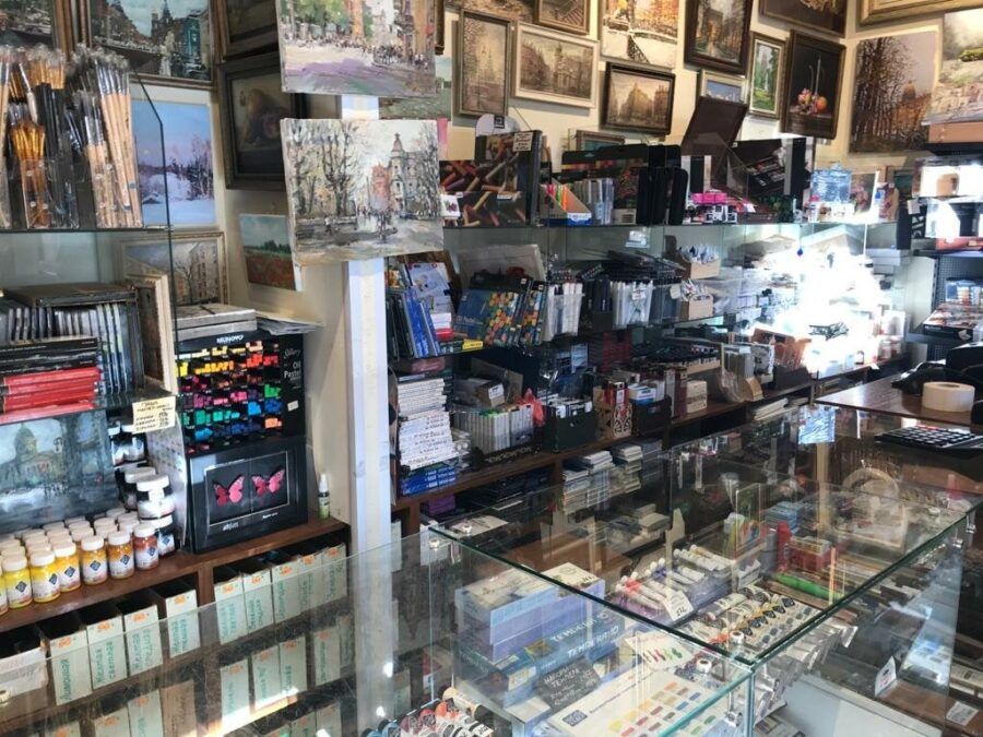 Лавка художника