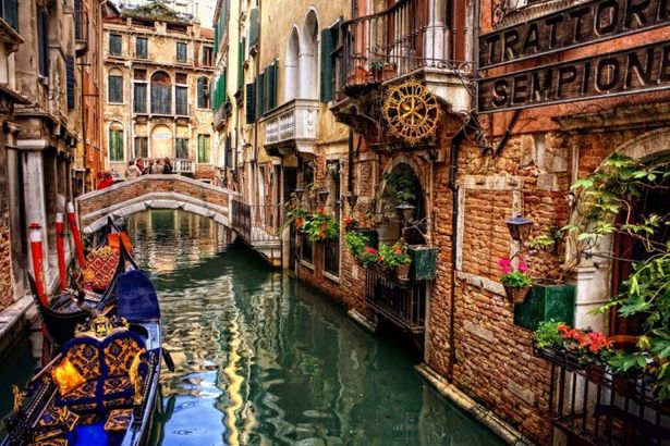 u0421u043eu0432u0435u0442u044b u0442u0443u0440u0438u0441u0442u0430u043c. u0418u0442u0430u043bu0438u044f