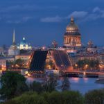 Аничков мост и ещё 49 мест в центре Петербурга вне стандартных путеводителей — чтобы почувствовать город на все сто процентов.