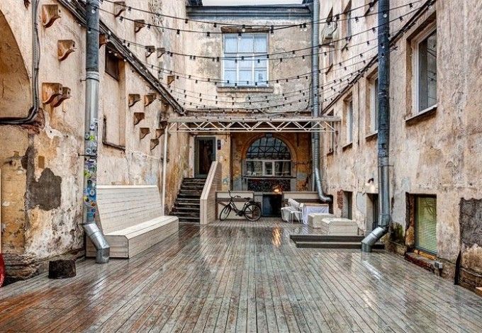 u201cu0410u0440u0445u0438u0442u0435u043au0442u0443u0440u0430 u0438 u043fu0430u043cu044fu0442u044cu00bb u0433u043bu0430u0437u0430u043cu0438 u0431u0440u0438u0442u0430u043du0441u043au0438u0445 u0437u043eu0434u0447u0438u0445