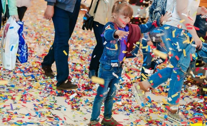 u0412 u00abu0420u0430u0434u0443u0433u0435u00bb u043fu0440u043eu0439u0434u0435u0442 u043eu0433u0440u043eu043cu043du0430u044f u0448u043au043eu043bu044cu043du0430u044f u044fu0440u043cu0430u0440u043au0430