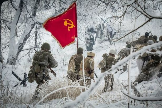 u0412u043eu0435u043du043du043e-u0438u0441u0442u043eu0440u0438u0447u0435u0441u043au0438u0439 u0444u0435u0441u0442u0438u0432u0430u043bu044c "u0417u0430 u041fu0435u0442u0440u043eu0433u0440u0430u0434! u0417u0430 u041bu0435u043du0438u043du0433u0440u0430u0434!"