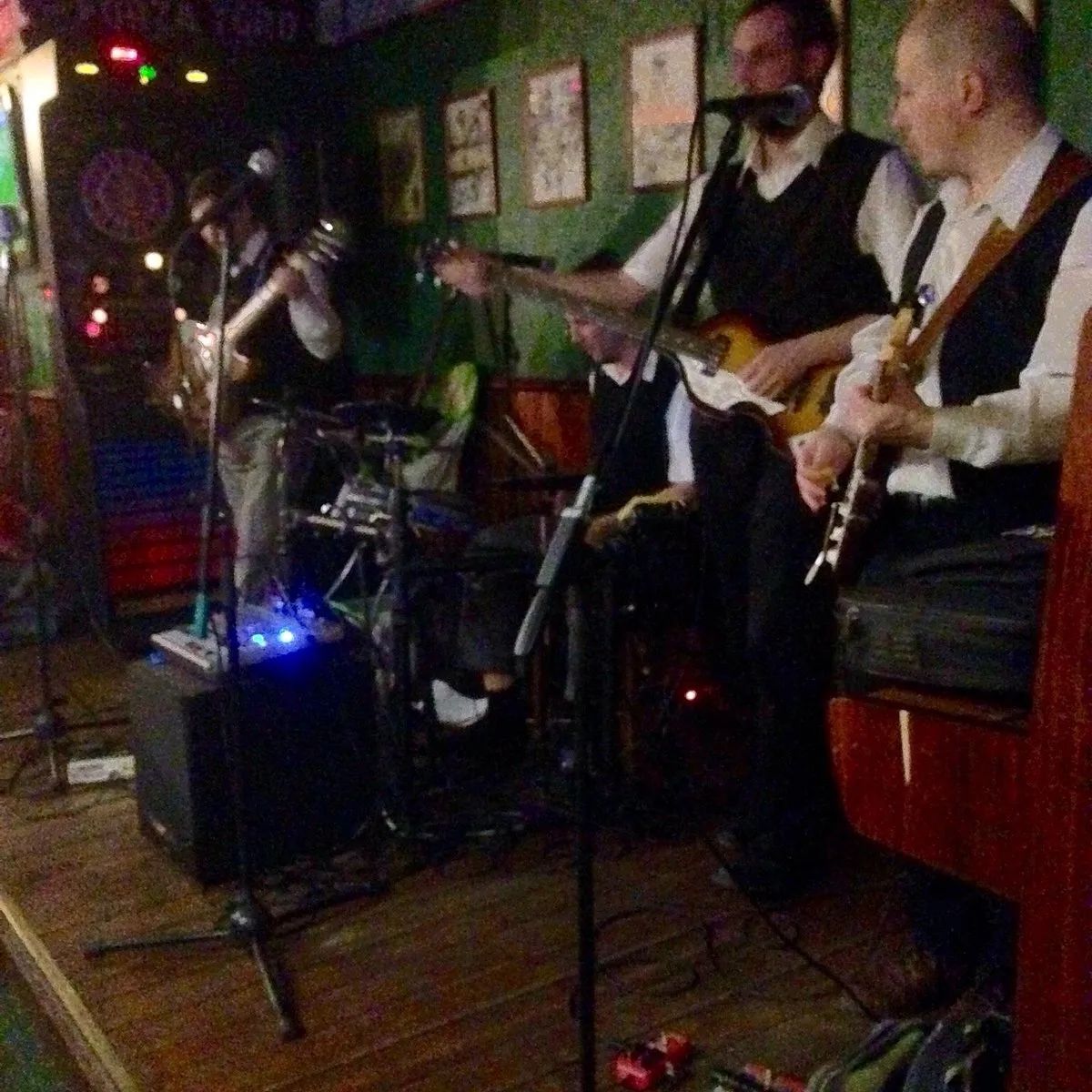 Ирландский паб Holy Molly на проспекте Славы в Санкт-Петербурге