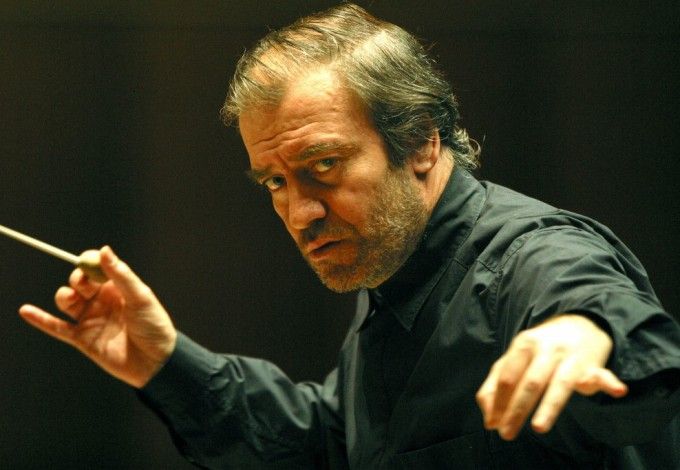 u0411u0435u0441u043fu043bu0430u0442u043du044bu0439 u043au043eu043du0446u0435u0440u0442 u043cu0430u044du0441u0442u0440u043e u0413u0435u0440u0433u0438u0435u0432u0430 u043du0430 u0414u0432u043eu0440u0446u043eu0432u043eu0439