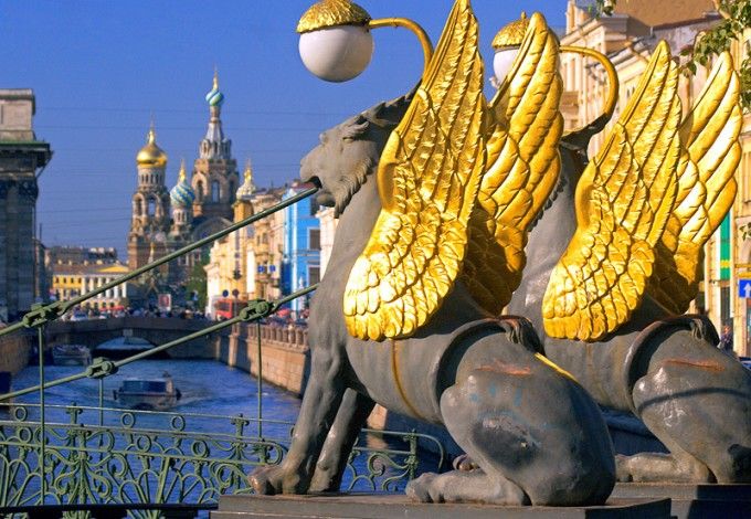 u0421u043eu043bu043du0446u0435 u0432u0435u0440u043du0443u043bu043eu0441u044c u0432 u041fu0435u0442u0435u0440u0431u0443u0440u0433!