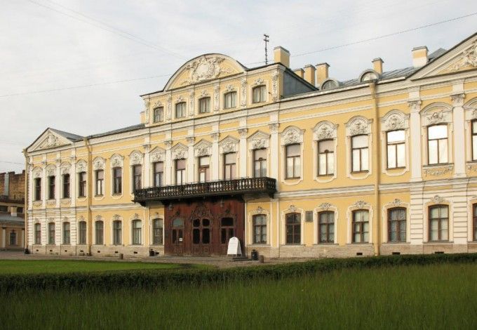 u00abu0414u0435u043du044c u0414u041eu00bb u0432 u0441u0430u0434u0443 u0424u043eu043du0442u0430u043du043du043eu0433u043e u0414u043eu043cu0430