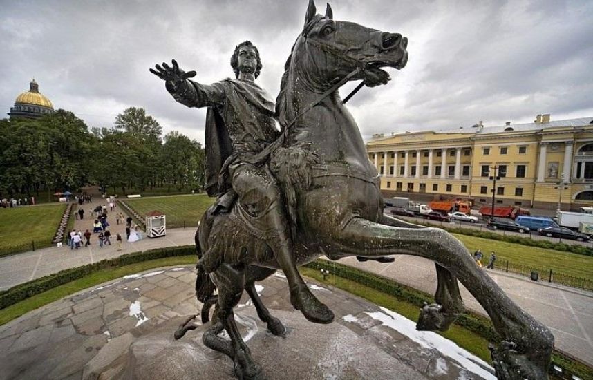 bronze horseman in st petersburg e7745