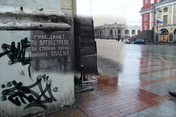 Когда небо пронзали огни прожекторов, а из репродуктора звучал голос блокадного диктора: «Граждане, воздушная тревога!», ленинградцы жили, несмотря ни на что. Каждый кирпичик города помнит то страшное время. Питер Online расскажет лишь о некоторых местах, которые сохранили не только память, но и следы тех 900 дней: