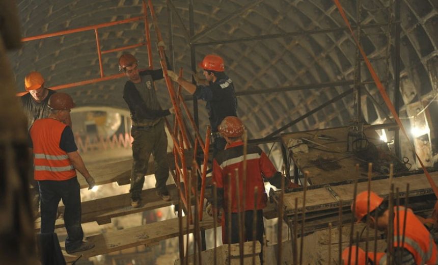 u0412u0445u043eu0434 u0432 u043cu0435u0442u0440u043e u00abu041cu043eu0441u043au043eu0432u0441u043au0438u0435 u0432u043eu0440u043eu0442u0430u00bb u043eu0433u0440u0430u043du0438u0447u0430u0442 u0434u043e u0441u0435u043du0442u044fu0431u0440u044f